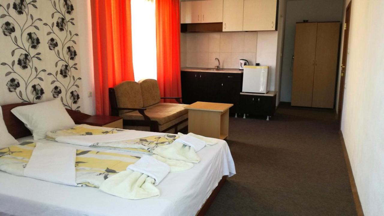 Ivet Guest House オブゾー エクステリア 写真